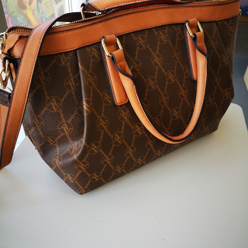Adrienne Vittadini Bag